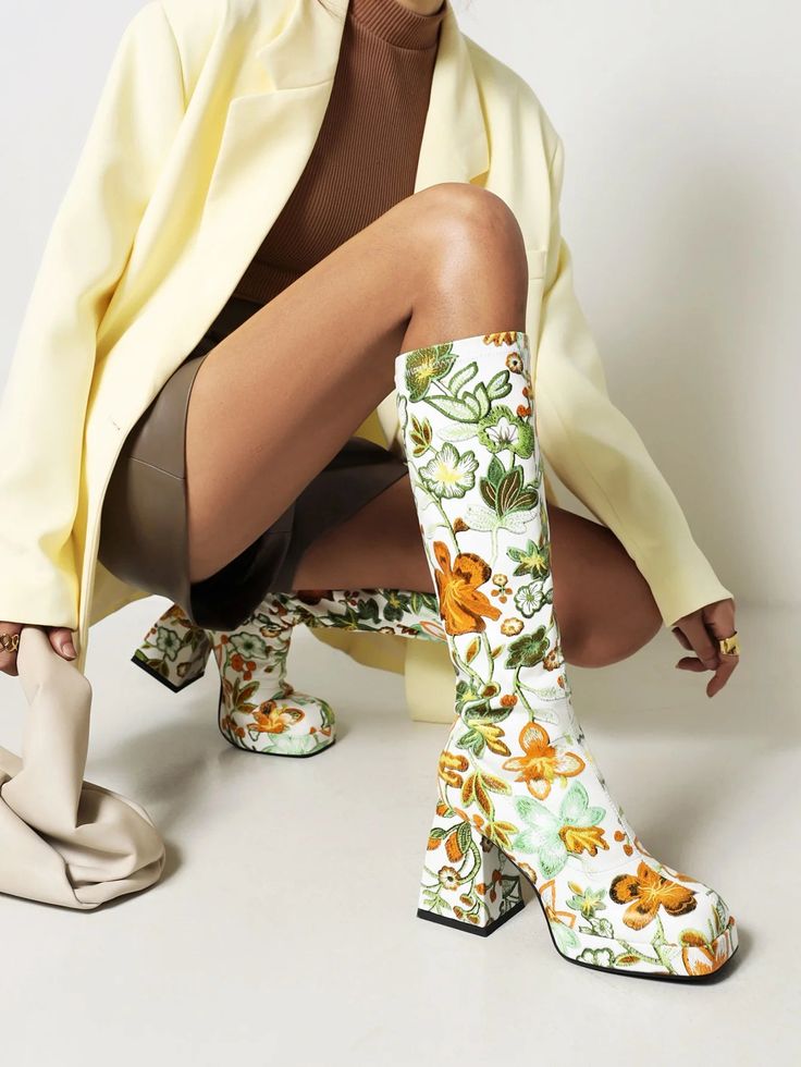 Step out in style with our floral print knee-high boots. Featuring a chunky heel, waterproof platform, and breathable design, these boots are perfect for any occasion. Shop now at Golden Atelier! Bridesmaid Dresses Boho, Floral Boots, Knee Length Boots, Boots Square Toe, Platform Block Heels, Chunky Heels Boots, Mode Casual, Slip On Boots, Thick Heel