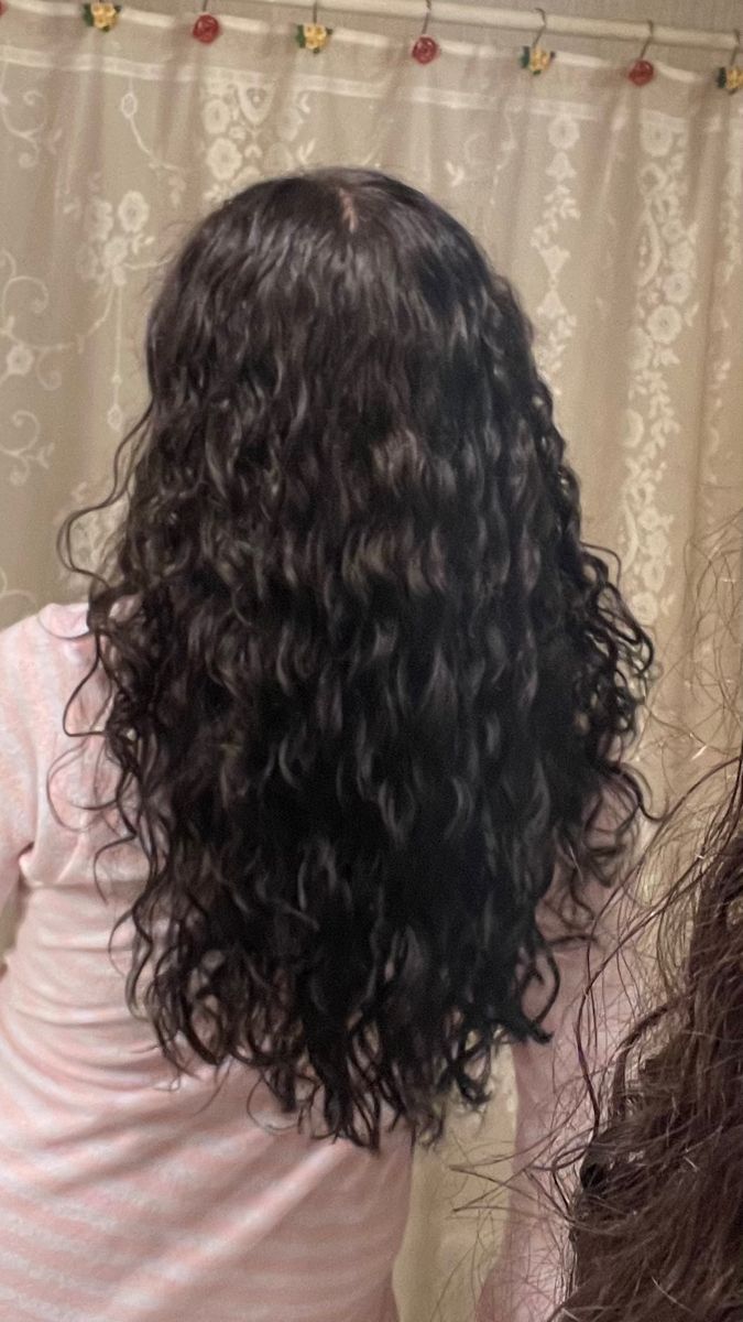 Black Wavy Hair Aesthetic, Ondulado 2b, 2c Hair, Brown Wavy Hair, Black Wavy Hair, Dark Blue Hair, Brown Curly Hair, Mixed Hair, Black Curly Hair