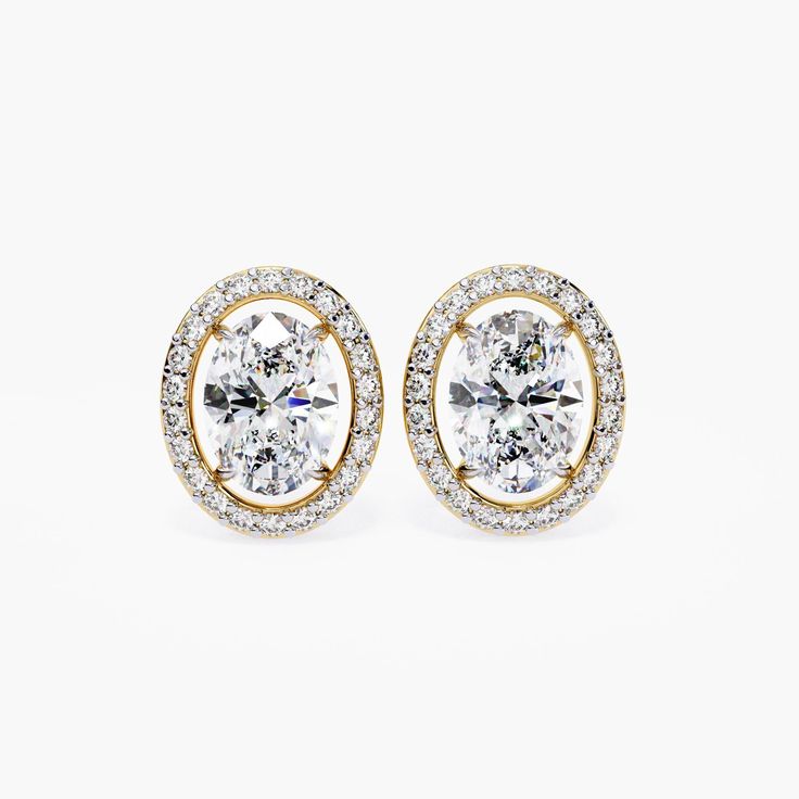 These Oval Cut Cluster Lab-Grown Diamond Stud Earrings are a timeless expression of elegance. Crafted in 14k gold, these earrings feature a stunning arrangement of lab-grown diamonds in an oval cut, creating a radiant cluster that catches the light beautifully. Ideal as a thoughtful gift for her, these diamond studs are especially perfect for grandmothers, offering a classic yet modern touch to any outfit. FEATURES * Gold Kt: 14K * Diamond Type: Lab Grown Diamond * Diamond Cut: Oval, Round Brill 14k Gold Earrings With Halo Setting For Wedding, Oval Diamond Earrings With Halo Setting For Anniversary, Oval Halo Diamond Earrings For Anniversary, Oval Halo Diamond Earrings For Wedding, Yellow Gold Halo Design Bridal Drop Earrings, Yellow Gold Halo Drop Bridal Earrings, Yellow Gold Halo Setting Earrings For Wedding, Yellow Gold Oval Halo Earrings, Yellow Gold Earrings With Halo Setting For Wedding