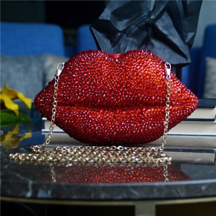 Brand Name: DenHuaKiOrigin: CN(Origin)Main Material: AcrylicShape: ShellLining Material: PolyesterStyle: CasualHardness: HARDGender: WOMEN Formal Clutch Purse, Rhinestone Lips, Designer Purses And Handbags, Novelty Purses, Hand Bags For Women, Bridal Bag, Rhinestone Clutch, Lip Shapes, Party Clutch