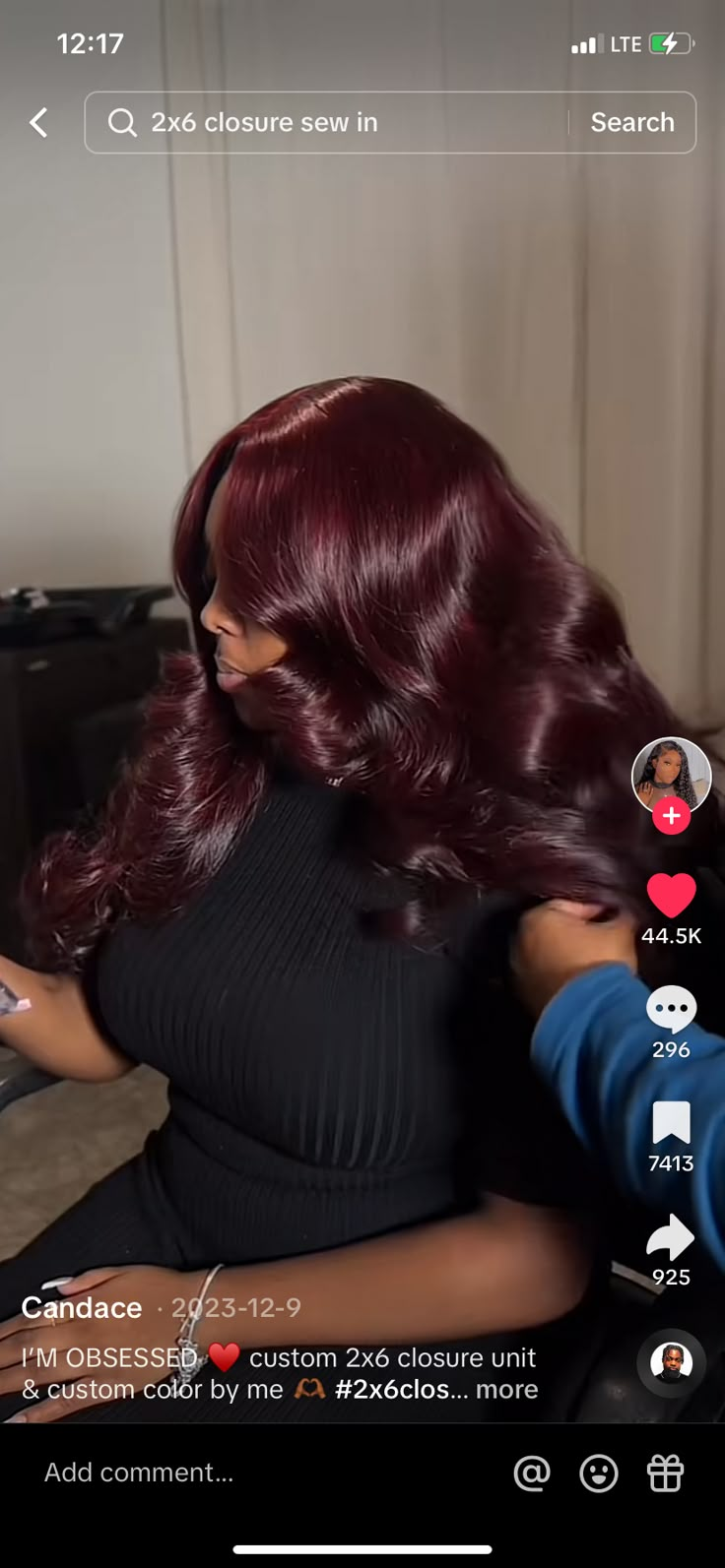 Red Hair On Brown Skin, Black Woman Red Hair, Deep Burgundy Hair, Cherry Cola Hair Color, Red Hair Outfits, Burgundy Red Hair, Dark Burgundy Hair, Burgandy Hair, Burgundy Wig