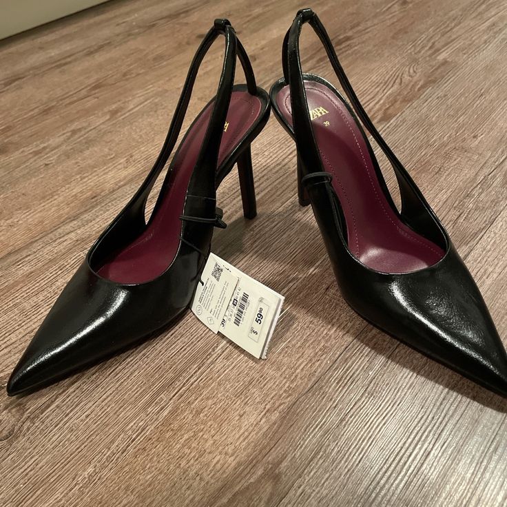 Sling Back Pumps Zara Black High Heel Slingback Pumps, Black Zara Slingback Pumps With Pointed Toe, Zara Black Slingback Pumps With Pointed Toe, Zara Black Pointed Toe Slingback Pumps, Navy Block Heels, Low Block Heel Pumps, Zara Pumps, Black Slingback Heels, Gold Block Heels