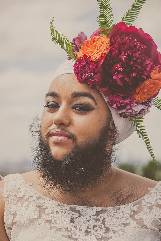 Harnaam Kaur was born with PCOS and started growing a beard at 11. Though she was bullied for it as a child, she decided to keep her beard and fight back against society's expectations of a woman's appearance. These bridal beauty shots prove that there is no standard definition of beauty. Harnaam Kaur, Flower Beard, Irregular Periods, Ribbon Tattoos, Bearded Lady, Grow Beard, Body Confidence, Beauty Shots, Bridal Beauty