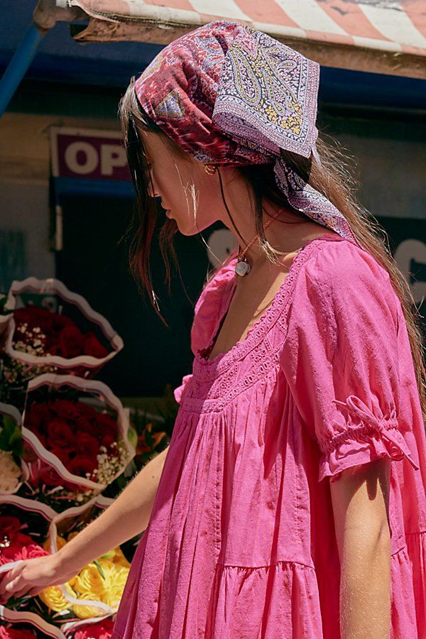 Forever cool and classic, this perfectly printed bandana is the ideal piece to add a little something special to absolutely any style. | Hearts On Fire Bandana by Free People in Pink Pink Headscarf Outfit, Bandana On Head, Bandana Styling, Headscarf Outfit, Head Scarf Outfit, Bandana Belt, Hair Bandanas, Cloudy Beach, Boho Bandana