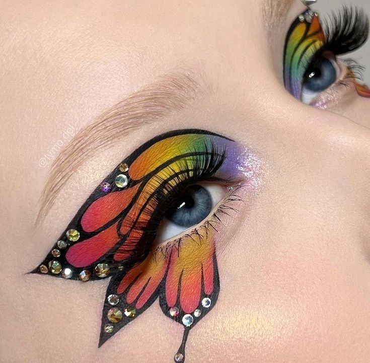 Butterfly Makeup Ideas, Base For Drawing, Drawing Makeup, Quick Makeup Tutorial, Eyeliner Designs, Butterfly Makeup, Face Base, Graphic Makeup, Theatrical Makeup