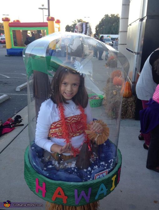 Brian: My daughter is wearing the snow globe. I made it from foam board and a memory foam bed top and plastic sheets. In the back the is a large palm... Snow Globe Costume, Diy Kids Halloween Costumes, Anna Halloween Costume, Ugly Christmas Sweaters Diy, Christmas Sweaters Diy, Reindeer Ugly Sweater, Mom Costume, Reindeer Ugly Christmas Sweater, Best Diy Halloween Costumes