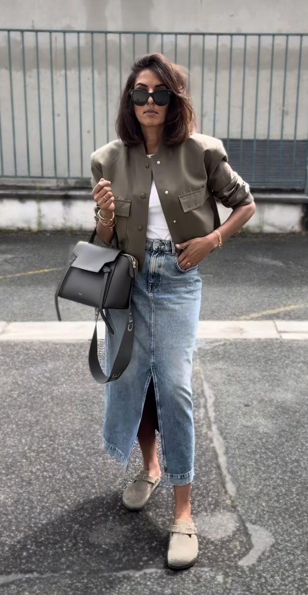 Street Style Work Outfit, Sunday Outfit Casual Spring, Outfit Inspo Casual Simple, Mid Waist Jeans Outfit, Outfit Trends 2024, Outfits For 40 Year Old Women, Black Denim Skirt Outfit, Birkenstock Outfit, Denim Skirt Outfits