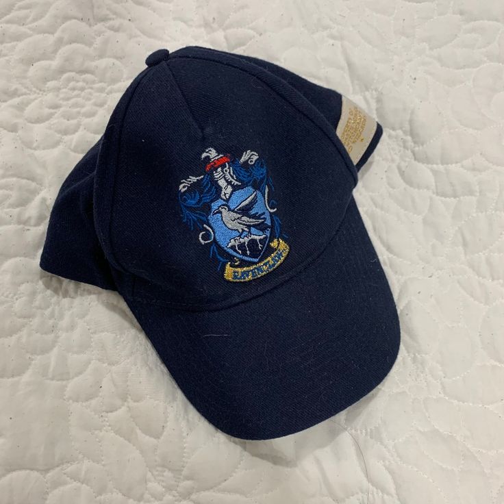 Harry Potter Ravenclaw Baseball Cap -Worn Once, Has Been In Storage The Last Few Years -Bought In Scotland, But Now No Longer Have A Need For It -Adjustable Back -Please Make Me An Offer And Take This Off My Hands So I Can Pay For My Final Cpa Exam -Bundle With 2 Other Items For 25% Off -Will Ship Same Or Next Day Ravenclaw Crown, Ravenclaw Scarf Aesthetic, Ravenclaw Hoodie, Ravenclaw Gifts, Raven Claw Accessories, Harry Potter Clothes Ravenclaw, Harry Potter Ravenclaw, Harry Potter Outfits, Gifts For Brother