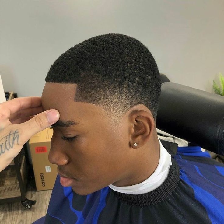 Men’s Low Fade Haircut Short, Taper Fade For Short Hair, Short Hair For Men Fade, Low Haircut For Men, Taper Fade Haircut Front View, Short Fade Haircut Men Black, Low Cut Taper Fade Black Men Hair, Taper Fade Haircut Black Short Hair, Taper Fade With Short Hair