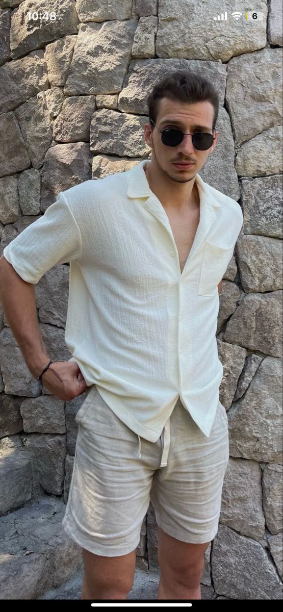 Italian Summer Mens Outfit, Mens Parisian Style Summer, Costal Men’s Outfits, Mens Aruba Outfits, Mens Summer Outfits Europe, Men Spain Outfit, Nice Outfits For Men Classy, Men Fashion Vacation, Cuba Outfit Ideas Men