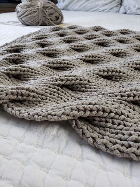 The Wave Runner pattern by Natalie Clack Bed Runner Knitting Pattern, Wave Knitting Pattern Free, Things You Can Knit, Wave Crochet Pattern, Knit Bed Runner, Crochet Bed Runner, Simple Knitting Projects, Crochet Bedding, Unique Crochet Patterns