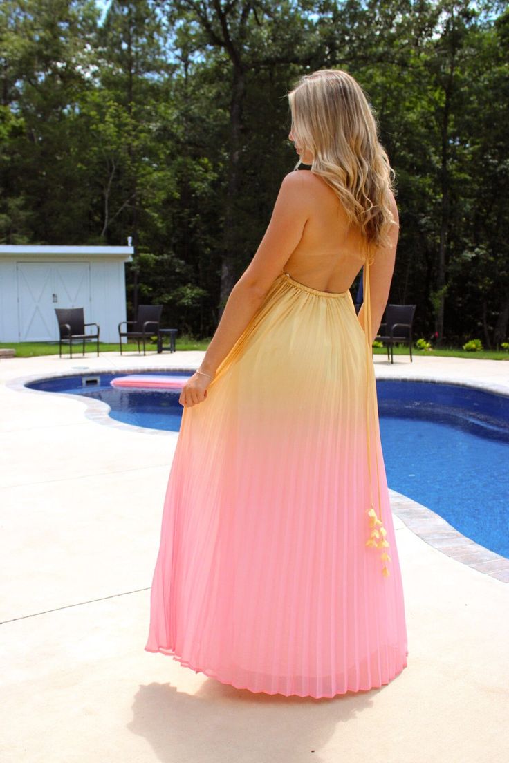 Plunge neckline pleated maxi dress Yellow Ombre Dress, Ombre Maxi Dress, Yellow Ombre, Cocktail Dress Formal, Ombre Dress, Pleated Maxi Dress, Plunge Neckline, Summer Bikinis, Pleated Maxi