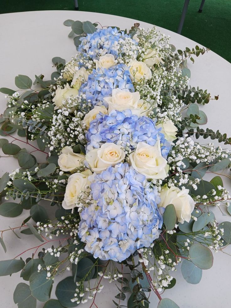 Flower arrangements Blue Hydrangea Table Decor, Rectangle Table Floral Arrangements, Flower Arrangements Quinceanera, Hydrangea Table Arrangements Wedding, Blue Hydrangea Wedding Theme, Hydrangea Altar Arrangement, Hortensia Wedding Decoration, Sweetheart Table Wedding Blue, Sweetheart Table Hydrangea