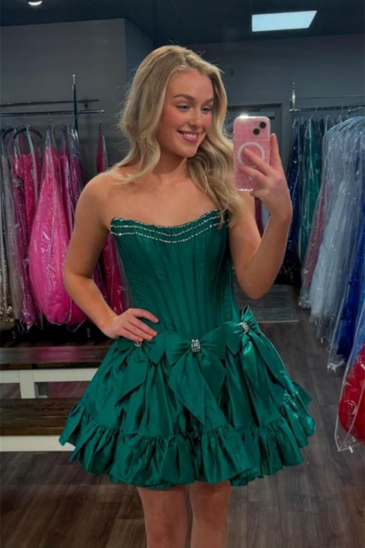 Strapless Green Beaded Short Dress with Bow Strapless Taffeta Dress With Pleated Bodice And Sweetheart Neckline, Taffeta Prom Dress With Sweetheart Neckline, Prom Season Taffeta Dress With Sweetheart Neckline, Taffeta Dress With Sweetheart Neckline For Prom, Strapless Taffeta Prom Dress With Sweetheart Neckline, Strapless Taffeta Sweetheart Neckline Prom Dress, Strapless Taffeta Dress With Sweetheart Neckline For Prom, Strapless Ruched Bodice Corset Dress For Debutante Ball, Taffeta Strapless Dress With Sweetheart Neckline For Prom