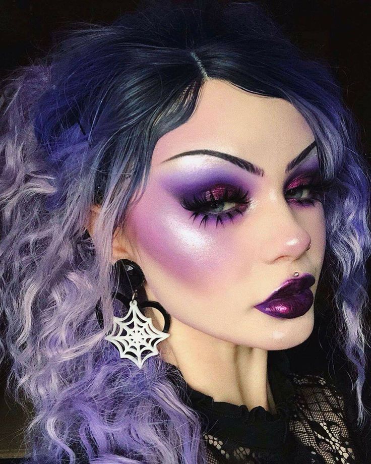 Witch Makeup Ideas Pretty Purple, Purple Goth Eyeshadow, Purple Face Makeup, Purple Halloween Makeup, Cute Witch Makeup, Witch Makeup Looks, Aphrodite Makeup, Makeup Morado, Kill Makeup