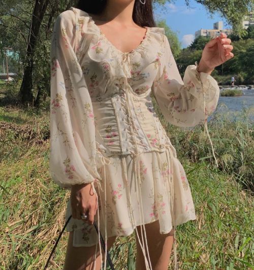 Cottagecore Fashion Dresses, Dresses Cottagecore, Fashion Cottagecore, Cottage Core Fashion, Cottagecore Outfit, Cottagecore Dresses, Cottagecore Outfits, Cottagecore Fashion, Cottagecore Style