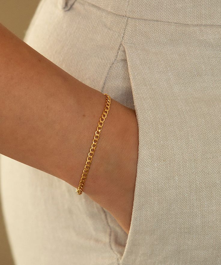 This gorgeous bracelet is perfect to live in. It's durable, adjustable, and so cute in a stack or alone. 14k gold filled, safe for sensitive skin & to shower in. Measures approximately 6.25 inches with an adjustable extension up to 6.75 inches. Available in smaller or larger lengths, as well as sterling silver. Email info@belladaar.com to place a custom order. Adjustable Minimalist 14k Gold Filled Charm Bracelet, Everyday Adjustable Chain Charm Bracelet, Everyday Bangle Charm Bracelet With Extender, Adjustable Tarnish Resistant Minimalist Chain Bracelet, Dainty Adjustable Paperclip Bracelet, Dainty Jewelry With Adjustable Length, Adjustable Gold Charm Bracelet For Everyday, Adjustable Yellow Gold Bracelet For Everyday, Adjustable Yellow Gold Jewelry