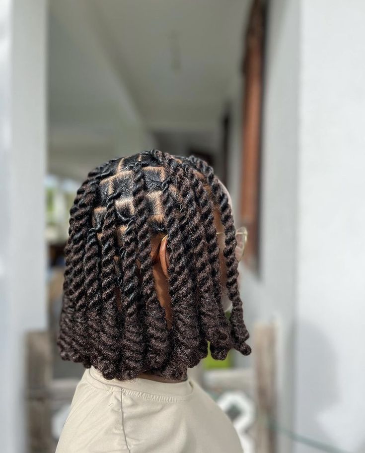 Invisible Locks, Brazilian Wool Hairstyles, Short Box Braids Hairstyles, Braided Hairstyles For Black Women Cornrows, Short Locs Hairstyles, Quick Natural Hair Styles, African Hair Braiding Styles, Box Braids Hairstyles For Black Women, Quick Braided Hairstyles