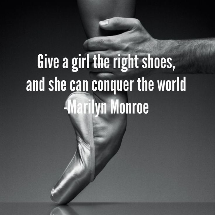 two hands holding each other with the words give a girl the right shoes, and she can conquer the world marilyn monroe