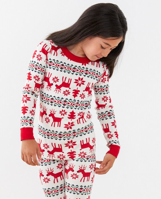 Supersoft Dear Deer long-sleeve organic cotton pajamas are breathable in summer and cozy in winter, made to hand down again and again. • Hypoallergenic & eczema-friendly • Sensory-friendly scratch-free seams that lay flat on the skin • Made to last 2x as long • OEKO-TEX® certified safe from hundreds of harsh chemicals 100% organic combed cotton rib knit Super-smooth flatlock seams Encased stretch waist Ready-to-grow cuffs keep the fit OEKO-TEX® STANDARD 100 | GOTS Certified by OTCO Prewashed Imp Holiday Playful Sleepwear, Playful Cotton Holiday Sleepwear, Holiday Cotton Loungewear Sets, Playful Cotton Sleepwear For Holidays, Playful Holiday Cotton Sleepwear, Festive Winter Cotton Sleepwear, Playful Red Tops For Loungewear, Holiday Cotton Loungewear Sleepwear, Holiday Cotton Sleepwear For Loungewear