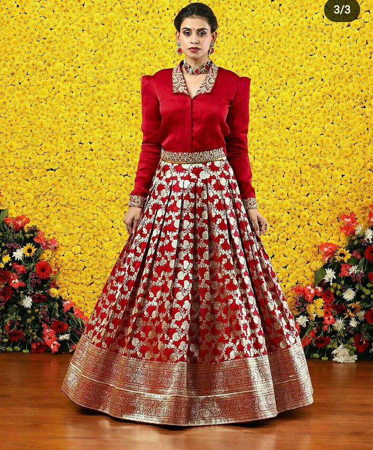 Gown Into Lehenga, Long Gown Design From Saree, Lehanga From Sarees, Long Blouse Designs For Lehenga Choli, How To Make Dress From Saree, Ghagra Blouse Designs Latest, Pattu Saree Dress Designs, Banarsi Lehenga Party Wear, Jacket Lehenga Designer