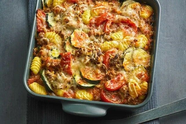 Zucchini Gnocchi, Baked Gnocchi, Zucchini Casserole, India Food, Jamaican Recipes, Zucchini Recipes, Vegetarian Diet, Ravioli, Vegetarian Dishes