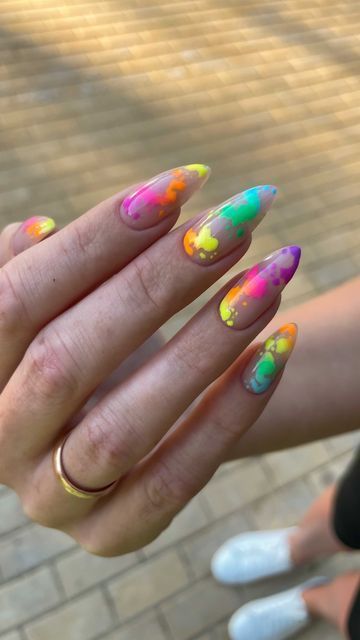 Rainbow Nail Art Designs, Rainbow Nails Design, Neon Acrylic Nails, Rainbow Nail Art, Neon Nail Designs, Unghie Sfumate, Nails Art Designs, Art Designs Ideas, Colorful Nail