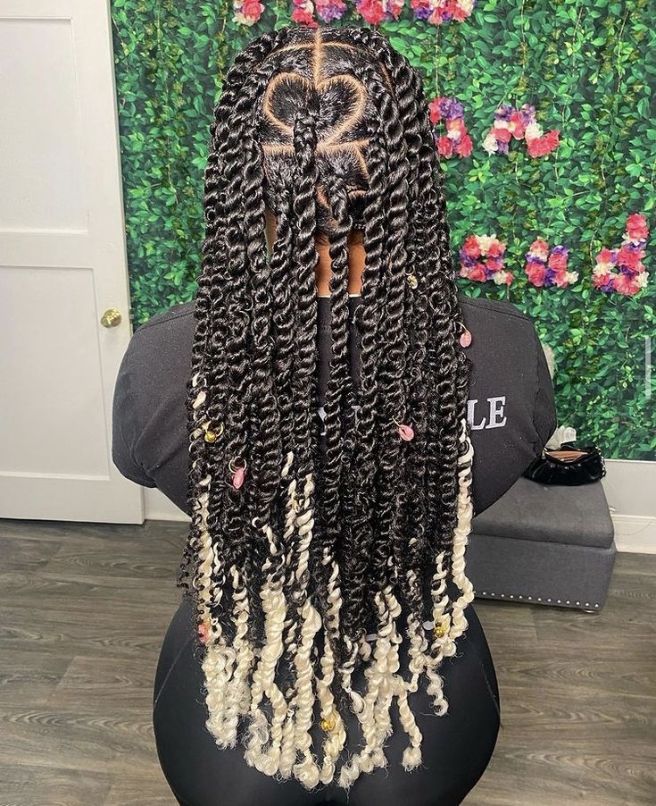 Ombré passion twists, long passion twists, Passion Twists Hairstyle, Twists Hairstyles, Black Kids Braids Hairstyles, Natural Hair Weaves, Passion Twists, Braided Hairstyles For Black Women Cornrows, Hoco Hair Styles, Birthday Hairstyles, Goddess Braids Hairstyles