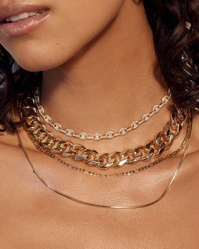 Best Gold Jewelry Gift | Best Aesthetic Yellow Gold Chain Necklace Jewelry Gift for Women, Girls, Girlfriend, Mother, Wife, Daughter - Mason & Madison Co. Piercing Inspo, Chunky Chain Necklace, Gold Jewelry Gift, Gold Chain Choker, Luxury Jewelry Brands, Luv Aj, Chunky Chain Necklaces, Silver Necklace Statement, Clasp Necklace