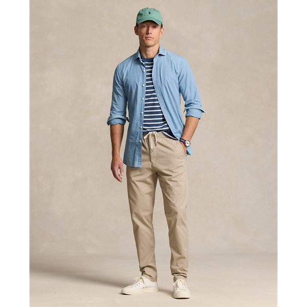 With an elastic drawstring waist these pants draw inspiration from our signature Polo Prepster shorts and are made with stretch cotton chino. Sweatpants And Sweater, Pants Drawing, Wimbledon Fashion, Polo Sport, Cotton Chinos, Chino Jeans, Ralph Lauren Purple Label, Short En Jean, Rugby Shirt