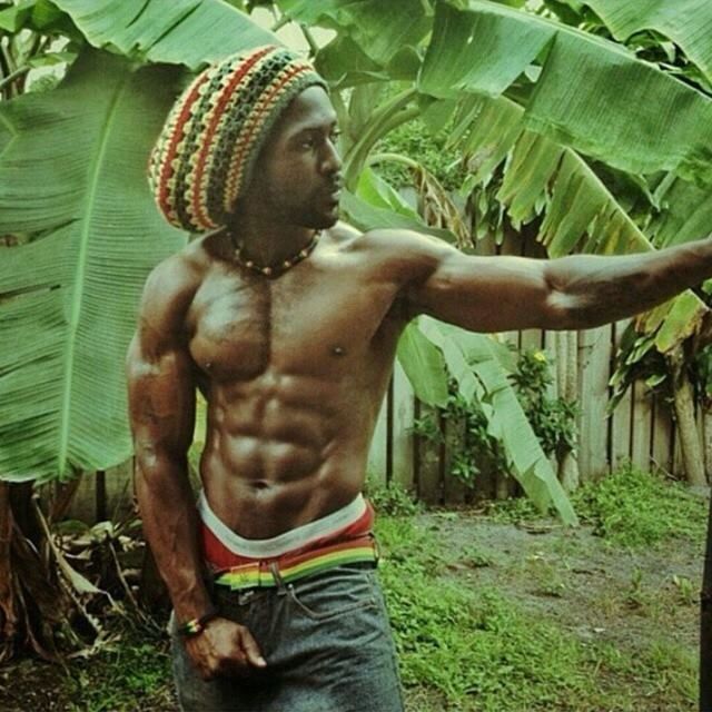 Black Raw - Fitness ... Instructor! Jamaican Men, Gay Tattoo, Rasta Man, Photoshoot Themes, Island Style, Black Is Beautiful, Back To Black, Tattoos For Guys, Black Men