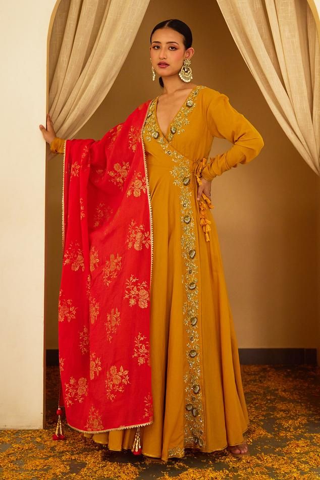 Ochre angrakha anarkali featuring sequin embellished floral motif border. Paired with a churidar and coral dupatta with side tasselled drawstring., Fit: Relaxed Angrakha Anarkali, Stylish Watches For Girls, Women Kurta, Stylish Watches, Churidar, Embroidered Silk, Yellow Floral, Set For Women, Aza Fashion