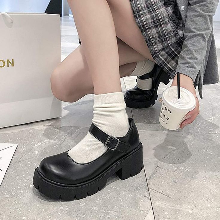 Cosplay Plus Size, Mary Jane Platform Shoes, Zapatos Mary Jane, Streetwear Chic, Black High Heels Shoes, Womens Mary Janes, Platform High Heel Shoes, Mary Jane Shoes Womens, Platform Mary Janes