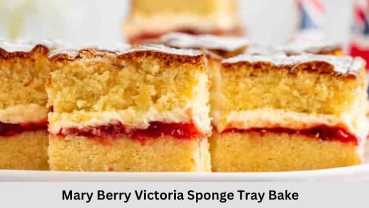 Mary Berry Victoria Sponge Tray Bake Recipe Mary Berry Victoria Sponge Recipe, Tray Bake Recipes Cake, Mary Berry Tray Bakes, Baked Slices, Mary Berry Victoria Sponge, Mary Berry Desserts, Mary Berry Recipes Baking, Mary Berry Baking, Mary Berry Recipes