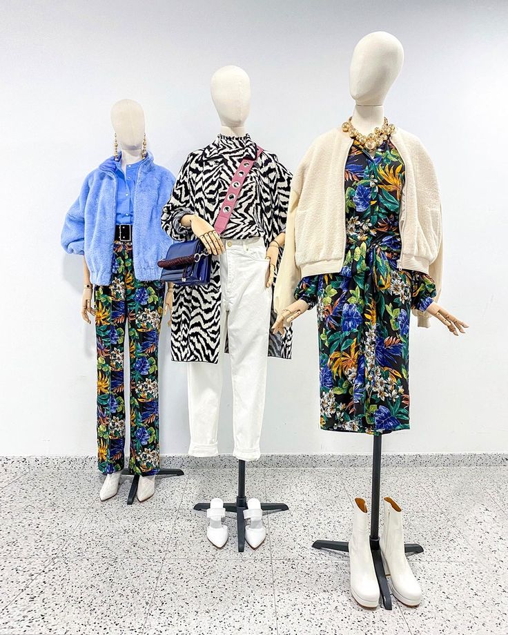 ESSENTIEL ANTWERP on Instagram: “Endless outfit possibilities with #EssentielAntwerp” Fashion Style Inspiration, My Fashion, Fashion Designer, Kimono Top, What To Wear, Style Inspiration, Street Style, Women's Fashion, Fashion Design