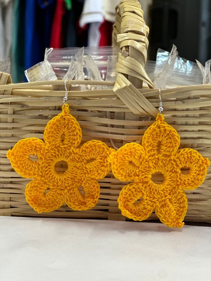 "100% Authentic hand made Color: yellow  The perfect pendant Croche art Mexican women's earrings ,, Condition is \"New\". each handmade item is made with great care and love. condition: 100% brand new and great quality. The perfect gift We also combine shipping if you are interest on any other of our items." Trendy Flower-shaped Earrings For Gift, Yellow Hypoallergenic Flower-shaped Earrings, Trendy Handmade Gold Flower Earrings, Summer Flower-shaped Earrings As A Gift, Summer Flower Shaped Earrings As A Gift, Summer Flower-shaped Earrings For Gift, Summer Flower Shaped Earrings For Gift, Summer Gift Flower Shaped Earrings, Orange Flower-shaped Adjustable Earrings