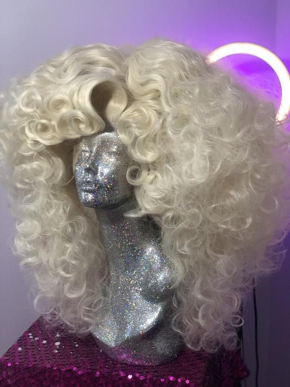 ICON COLLECTION Dolly Parton double stacked synthetic Lacefront unit. Dolly Parton Wigs, Drag Wigs, Naples Fl, Hair Reference, Artistic Hair, Icon Collection, Dolly Parton, Dream Hair, Aesthetic Hair