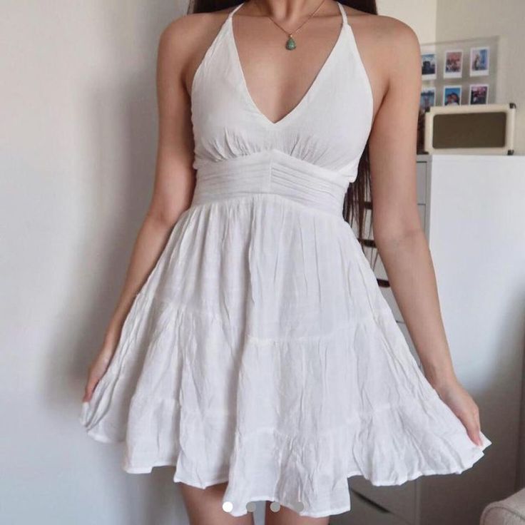 Cute Sundresses Aesthetic, Cute Flowy Dresses Long, Mini Sundress Aesthetic, Summer Dresses Big Bust, Cute White Dresses Casual, Vintage White Dress Aesthetic, White Sundress Aesthetic, Sundresses Aesthetic, Basic Summer Dress