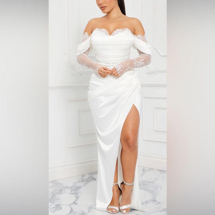 Fashion Nova Dress For Sale - Cute For Bridal Events! Never Worn - Perfect Condition. Satin Maxi Dress Long Sleeve, Black Satin Maxi Dress, Vegas Wedding Dress, Maxi Dress Long Sleeve, Corset Waist, Bandage Midi Dress, Houndstooth Dress, White Dress Party, Fashion Nova Dress