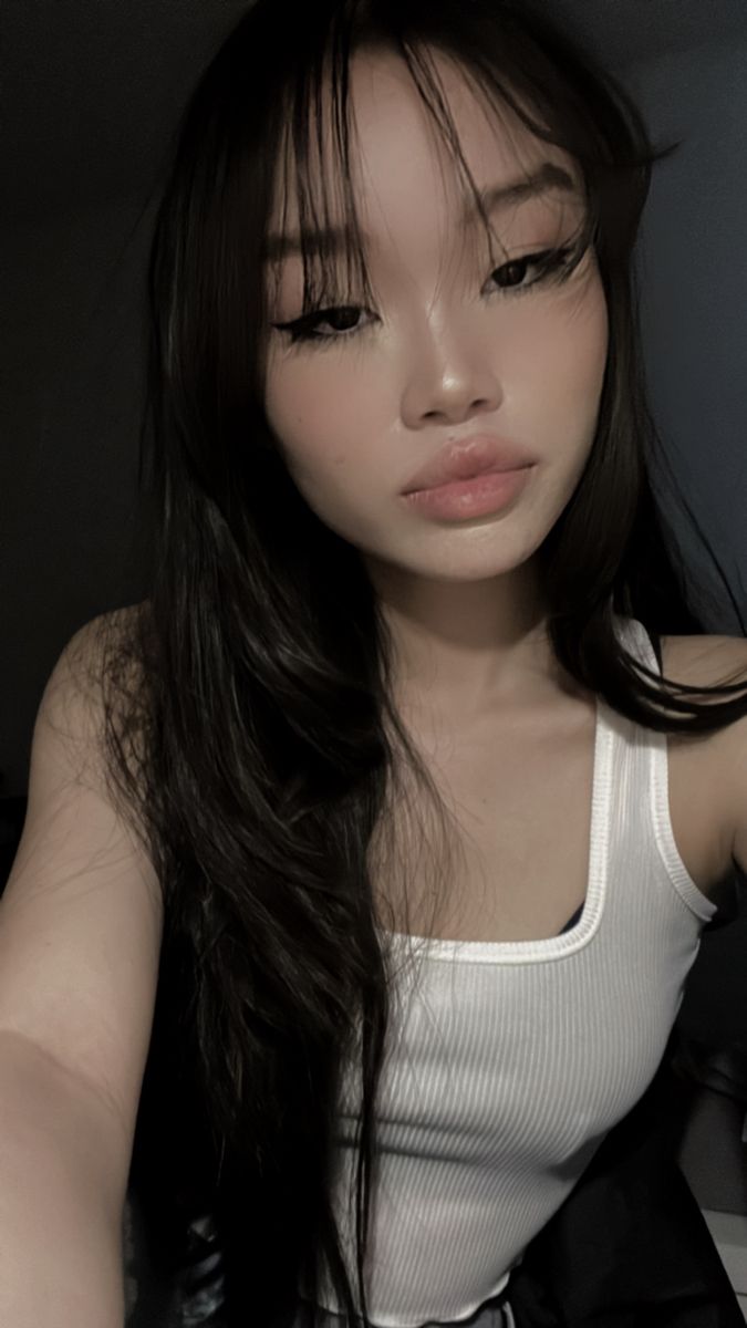 Alt Asian, Simple Everyday Makeup, Nose Makeup, Button Nose, Edgy Aesthetic, Hairstyles For Layered Hair, Cute Makeup Looks, Asian Makeup, Perfect Makeup