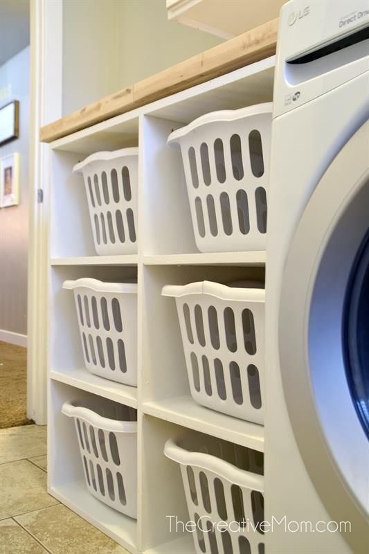 a washer and dryer sitting next to each other