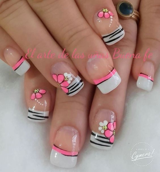 French Manicure With A Twist, Nails Photo, Unghie Sfumate, French Manicure Designs, White Tips, French Nail Designs, Nail Style, Spring Nail Art, Trendy Nail Design