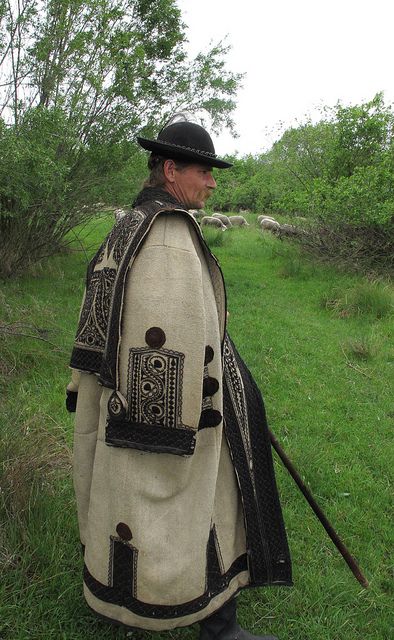 Hungarian Shepherd in traditional coat by lmainjohnson7, via Flickr Hungarian Clothing, Costumes Around The World, Hungarian Embroidery, Folk Clothing, European Culture, Folk Dresses, We Are The World, Ethnic Dress, Traditional Fashion