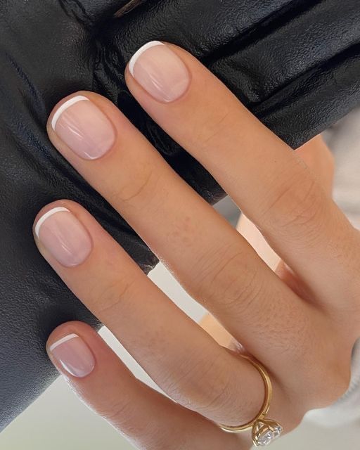 Natural Nails Manicure, Short Gel Nails, French Manicure Nails, Subtle Nails, Simple Gel Nails, Colorful Nails, Casual Nails, Manicure Nails, Neutral Nails