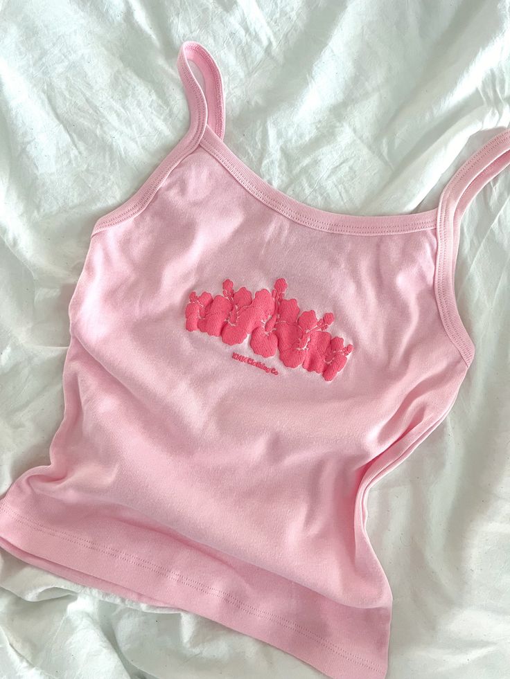 Hibiscus Puff Tank Cute Clothes 10-12, Bonnet Nike, Wishlist Summer, Outfits To Buy, Cute Tees, Preppy Things, Pink Preppy, Birthday Wishlist, 30 And Single