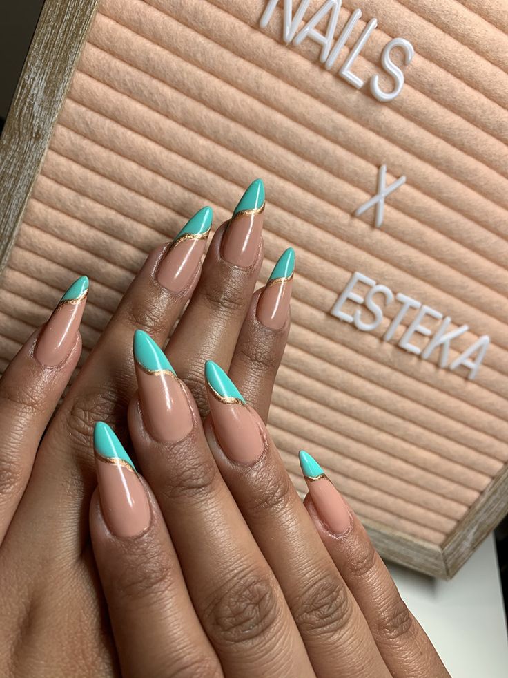 Nail Teal Design, Turquoise Nails Black Women, Teal Homecoming Nails, Tiffany Blue Almond Nails, Tiffany Blue And Pink Nails, Tiffany Blue Nails Design Ideas, Tiffany Blue Nail Designs, Tiffany Inspired Nails, Aqua And Gold Nails