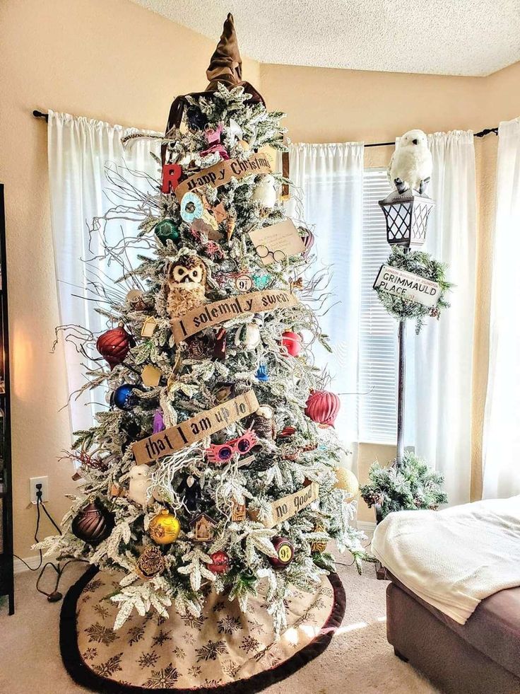 a decorated christmas tree in a living room