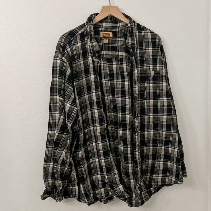 Big And Tall Fit. Excellent Condition, Washed Once But Never Worn. Plaid Flannel In Green, White, Grey, And Black. Button-Front, Long Sleeve. 0045 Black Cotton Relaxed Fit Flannel Shirt, Black Long Sleeve Cotton Flannel Shirt, Classic Black Flannel Top, Black Relaxed Fit Flannel Top, Black Long Sleeve Flannel Shirt, Grunge Outfits Flannels, Mens Emo Fashion, 90s Grunge Outfits Men, Grunge Clothes Men