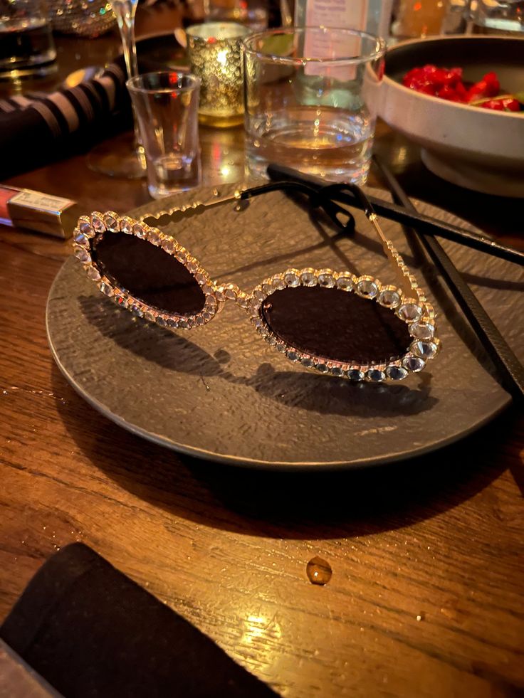 These elegacy sunglasses were stocked especially for concert season! These beauties have dark lenses and rhinestone embellishments. These sunglasses are perfect for all Seasons. Enjoy these embellished sunglasses and show us how you'll rock them by using the hashtag #ShopDaniJoh. Sunglasses Features: Black Sunglasses Rhinestone embellishments 100% UV Protection One Size Sunglasses Rhinestone, Embellished Sunglasses, Rhinestone Embellishments, Black Sunglasses, Show Us, All Seasons, Black Frame, Uv Protection, Embellishments