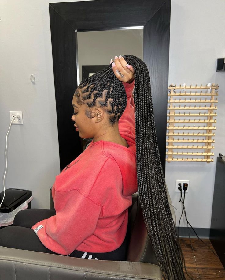 Shmedium Knotless Braids Long, Knotless Ponytail, Knotless Braids Styles, Edges Laid, Black Hair Protective Styles, Short Hair Straight, Natural Hair Short, Hairstyles Weave, Christmas Hairstyle